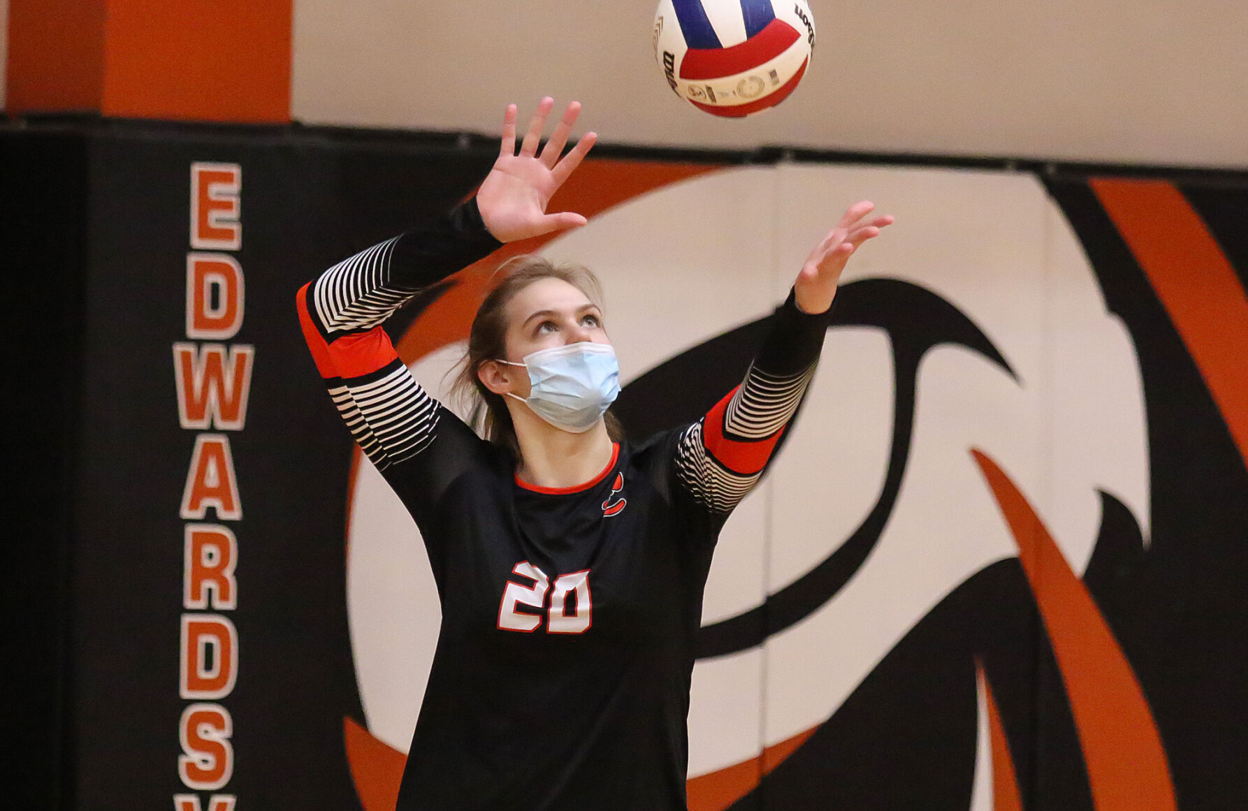 Edwardsville vs. O'Fallon girls volleyball